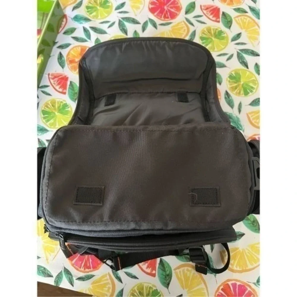 Amazon Basics Large DSLR Gadget Bag, Black with Orange Interior, Solid